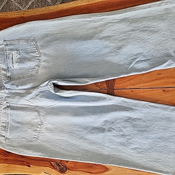 Papaya Women's High-Rise Mom Distressed Denim Pants Size 11 - Picture 9 of 12